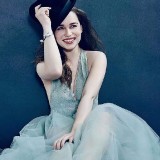 Emilia-Clarke-46275a8d5f9f32cebb397