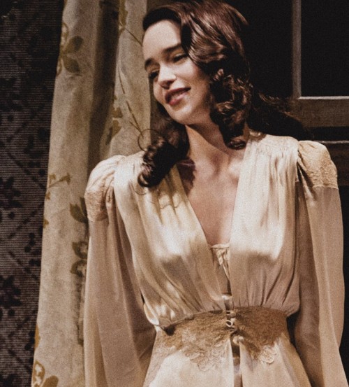 Emilia-Clarke-46369.jpg