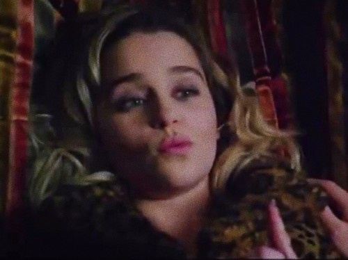 Emilia-Clarke-46391.jpg