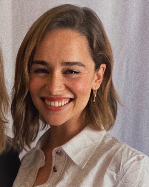 Emilia-Clarke-46394.jpg