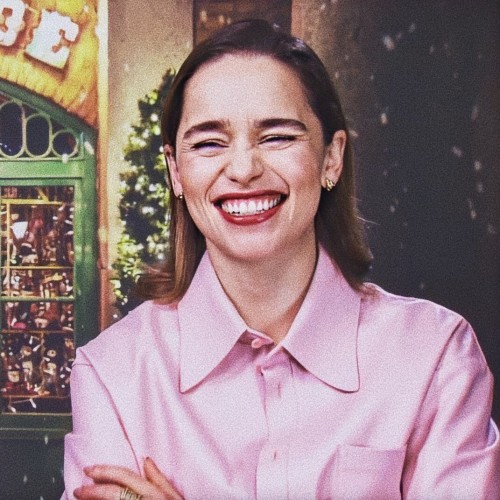 Emilia-Clarke-474246d824f69aa7c3637.jpg