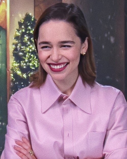 Emilia-Clarke-47473.jpg