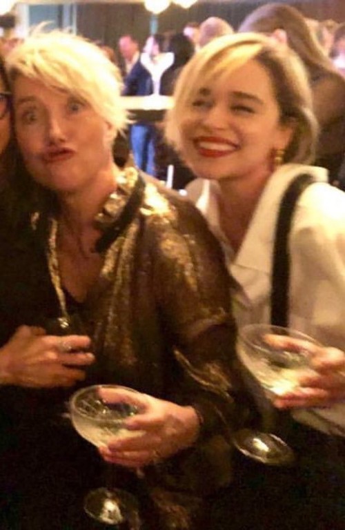Emilia-Clarke-47508b7d885692eb957ed.jpg