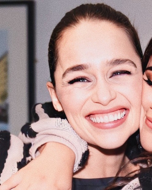 Emilia-Clarke-47516.jpg