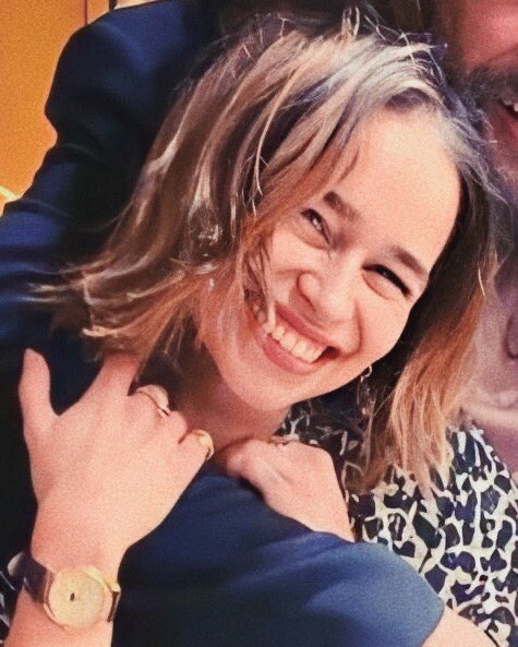 Emilia-Clarke-47525678817f42d03be5e.jpg