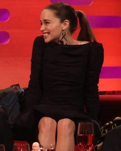 Emilia-Clarke-47540.jpg
