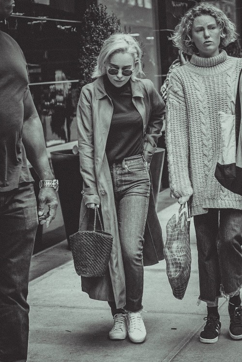 Emilia-Clarke-47698.jpg