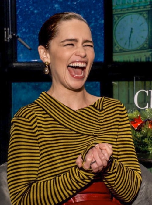 Emilia-Clarke4778140535ec7f7f833e9.jpg