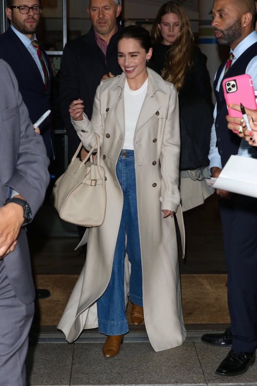 Emilia-Clarke47782c72ebe01ed2363bc.jpg