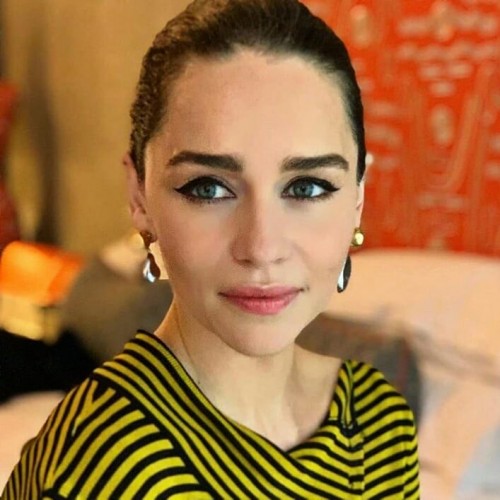 Emilia-Clarke47787d275c8c18da575fa.jpg
