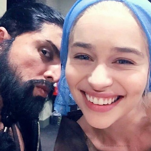 Emilia-Clarke47793cb7bc34b1f05a825.jpg