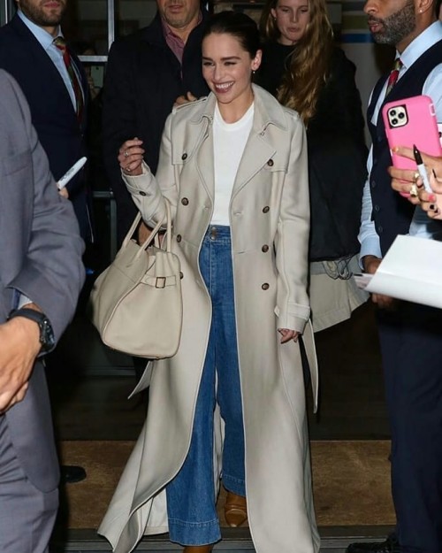 Emilia-Clarke477965badba427c97cdb2.jpg