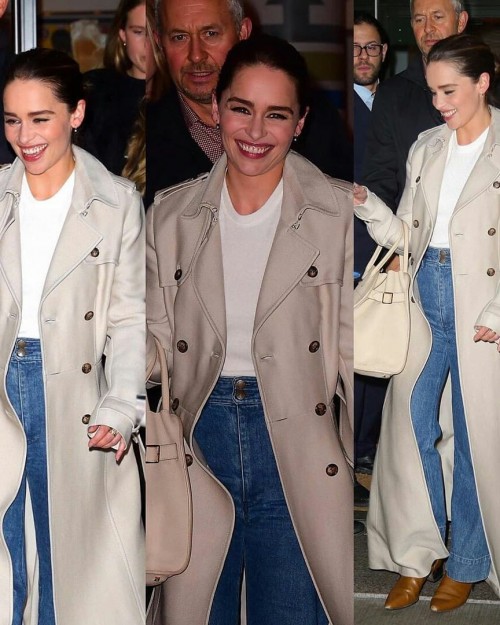 Emilia-Clarke47800dad47d531bd58323.jpg