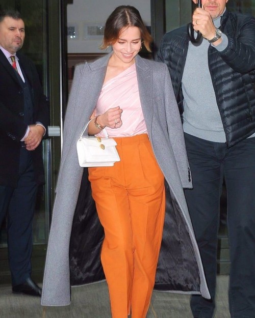 Emilia-Clarke-4800593f6205d6f163b92.jpg