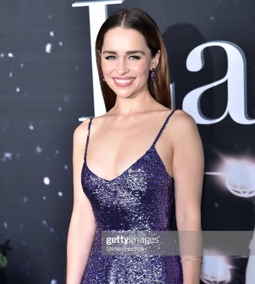Emilia-Clarke-48033.jpg