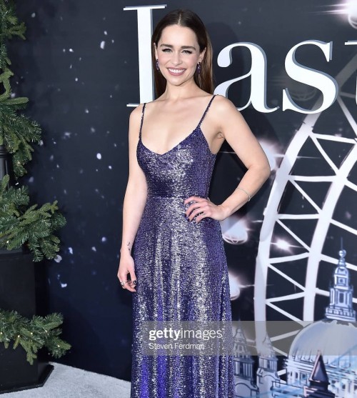 Emilia-Clarke-48038.jpg
