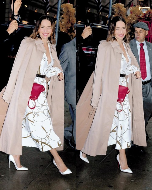 Emilia-Clarke-480498777d3bee9864348.jpg