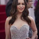 Emilia-Clarke-48054fa8edc0aed720386