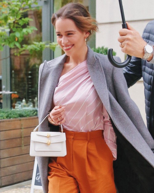 Emilia-Clarke-48078.jpg