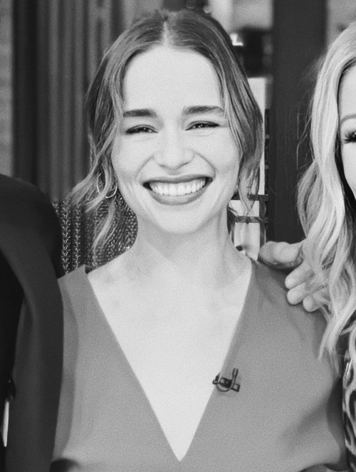 Emilia-Clarke-48144.jpg