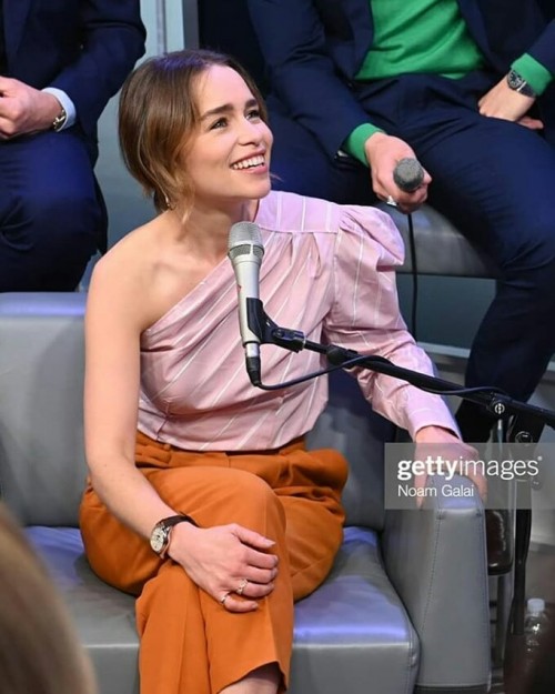 Emilia-Clarke-48157.jpg