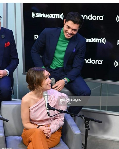 Emilia-Clarke-48160.jpg