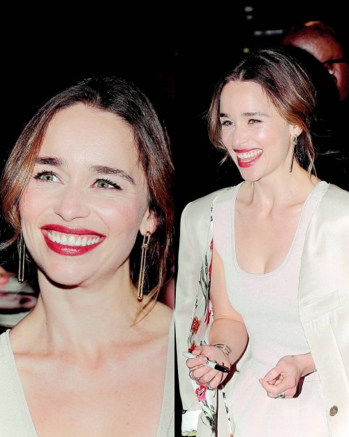 Emilia-Clarke-48233.jpg