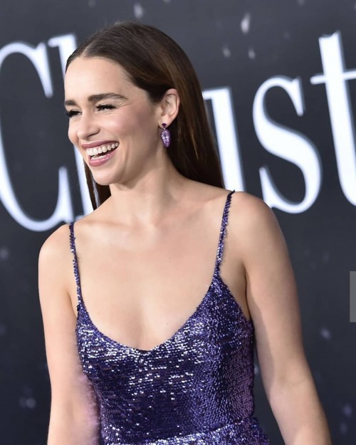 Emilia-Clarke-48263.jpg