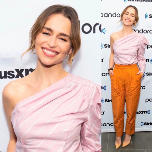 Emilia-Clarke-48357.jpg