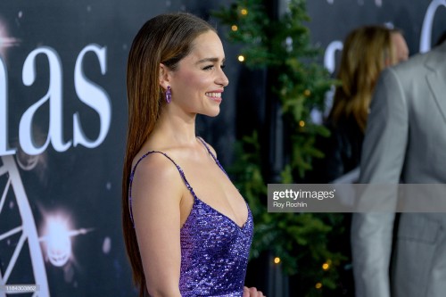 Emilia-Clarke-48554.jpg