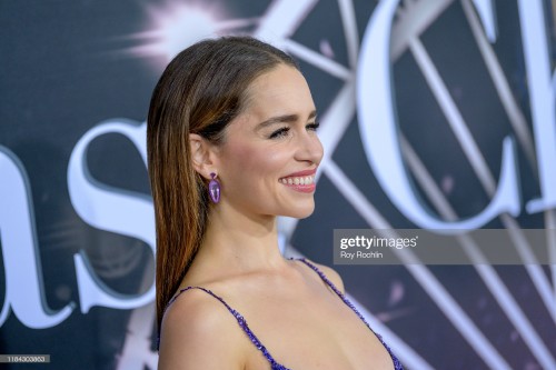 Emilia-Clarke-48555.jpg