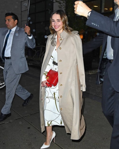 Emilia-Clarke-48592.jpg