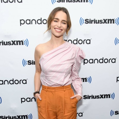Emilia-Clarke-48602.jpg