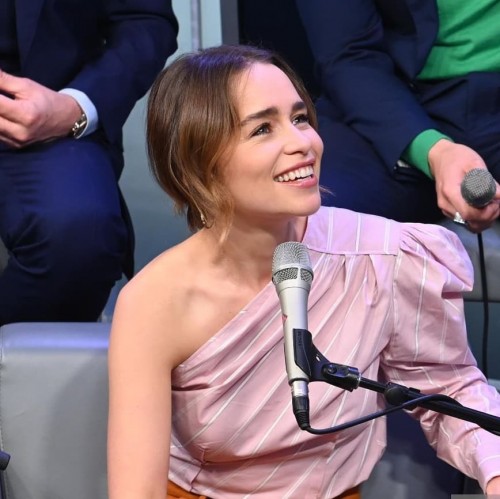 Emilia-Clarke-48605.jpg