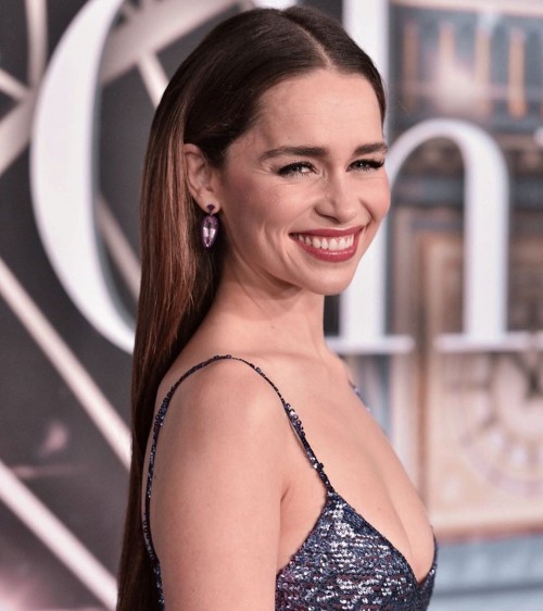 Emilia-Clarke-48885.jpg