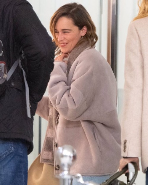 Emilia-Clarke-48893.jpg