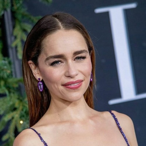 Emilia-Clarke-49009.jpg