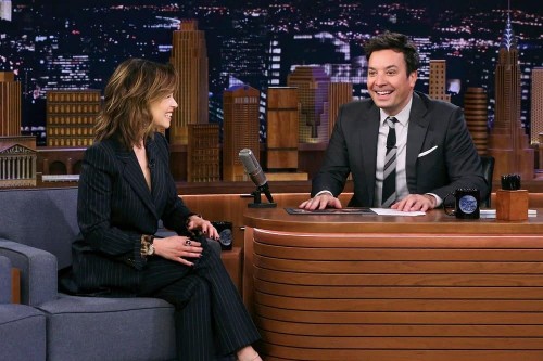 Emilia-Clarke-49022.jpg