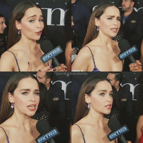 Emilia-Clarke-49042.jpg
