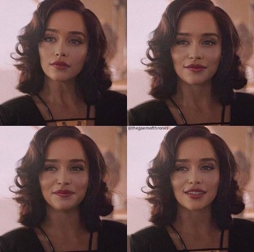 Emilia-Clarke-49053.jpg