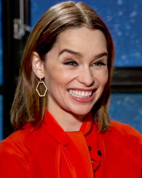 Emilia-Clarke-49073.jpg