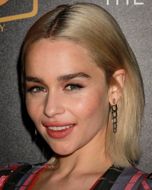 Emilia-Clarke-49082.jpg