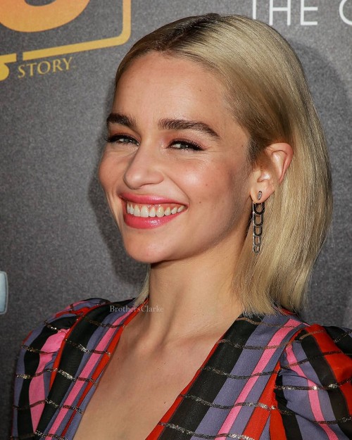 Emilia-Clarke-490835f20cef6008a01cf.jpg