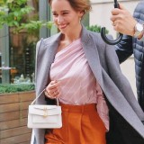 Emilia-Clarke-49122418ae456695fb3a6