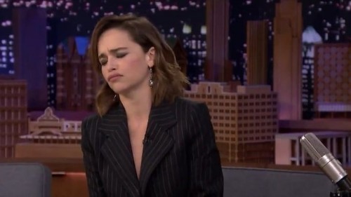 Emilia-Clarke-491258402ec4e4cce3e36.jpg