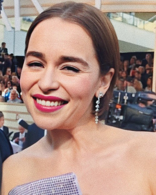 Emilia-Clarke-49129.jpg