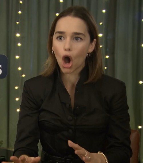 Emilia-Clarke-4913890b7671aecd2587b.jpg