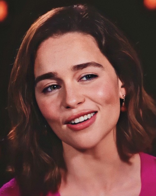 Emilia-Clarke-49246.jpg
