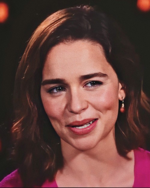 Emilia-Clarke-49247.jpg