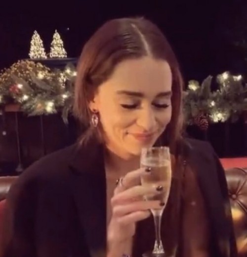 Emilia-Clarke-49266.jpg